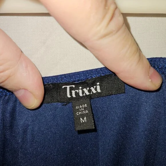 Trixxi Navy Blue Puff Sleeve Smocked Tiered Mini Dress – Size M – NWT